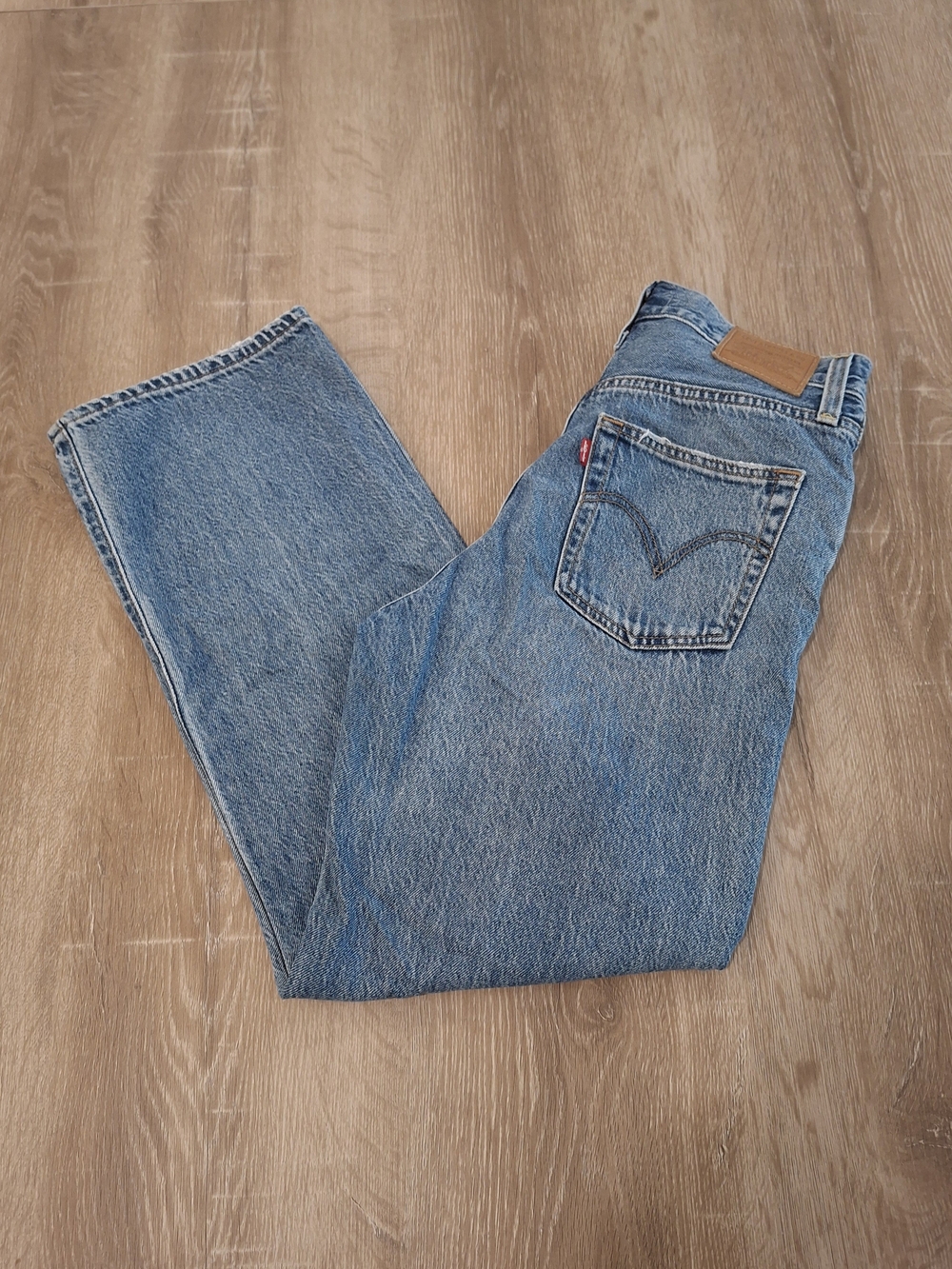 Levi's Premium Ribcage Straight Ankle Jeans Women's 26x27 Medium Wash Distressed